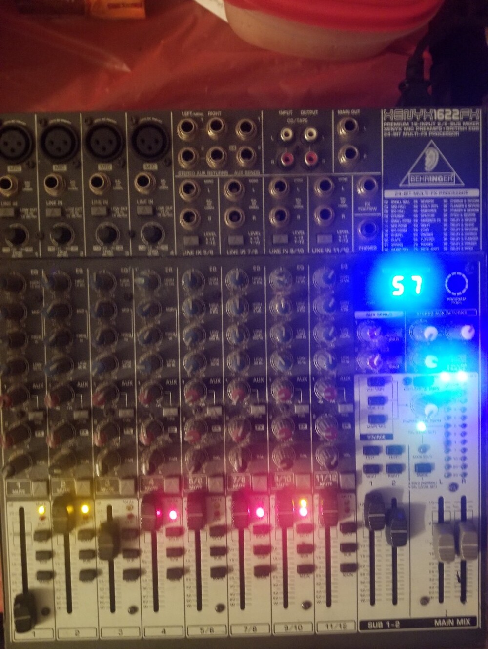 Behringer Xenyx Audio Mixer